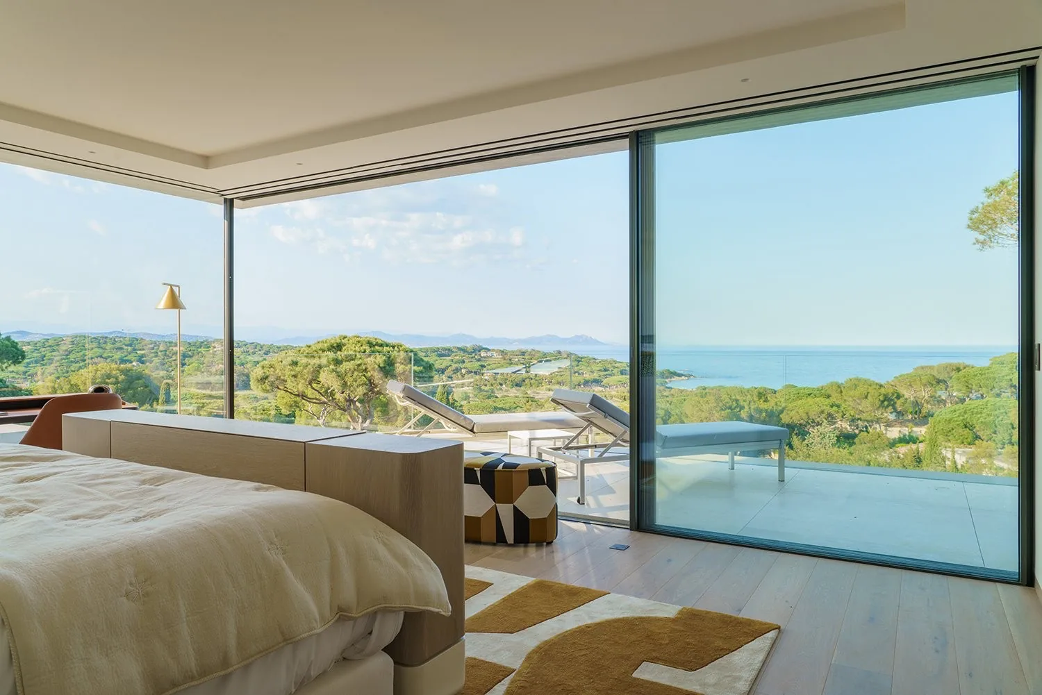 Suite parentale vue mer panoramique avec acces terrasse privative