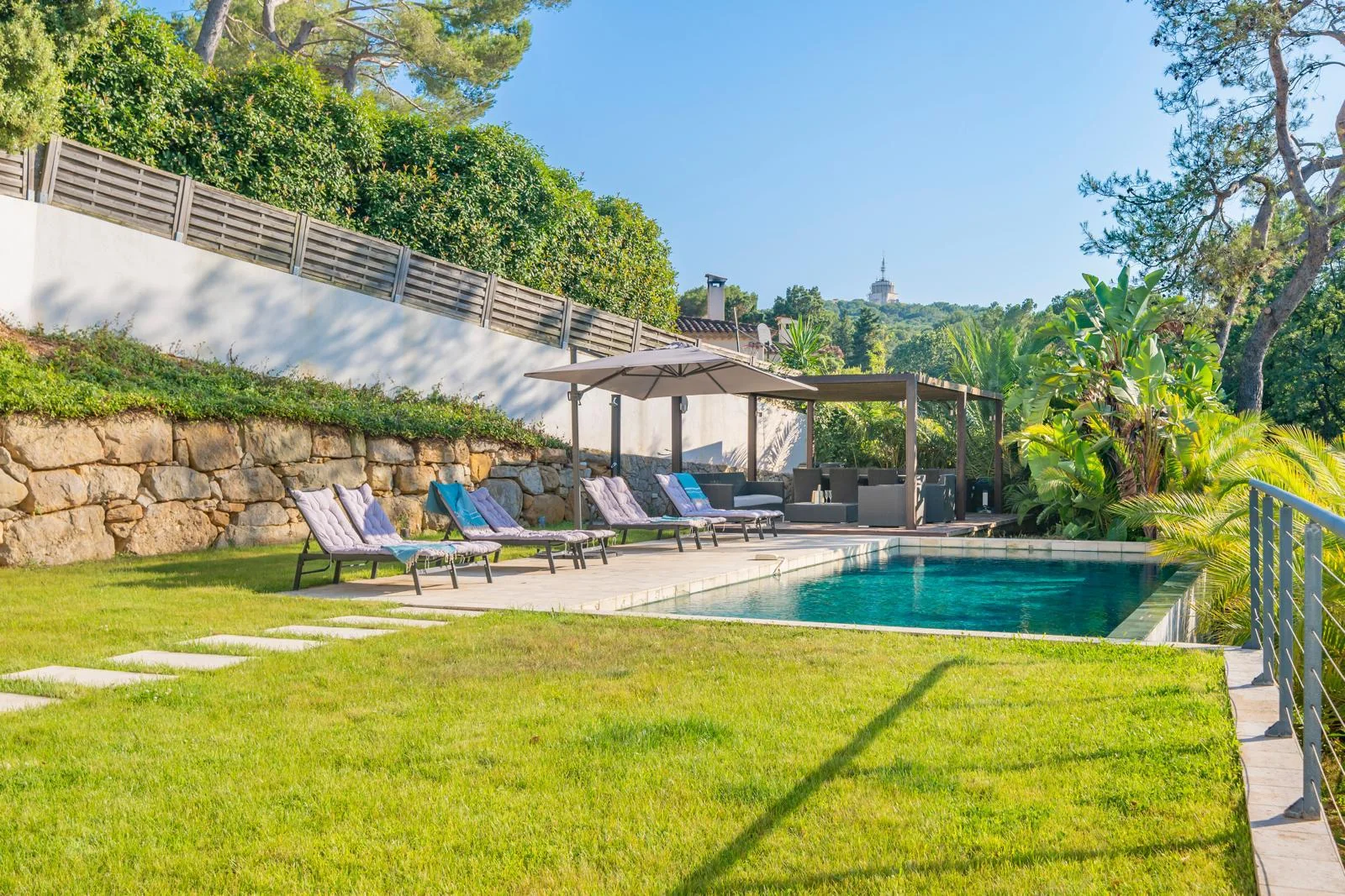 Garden, pool and villa